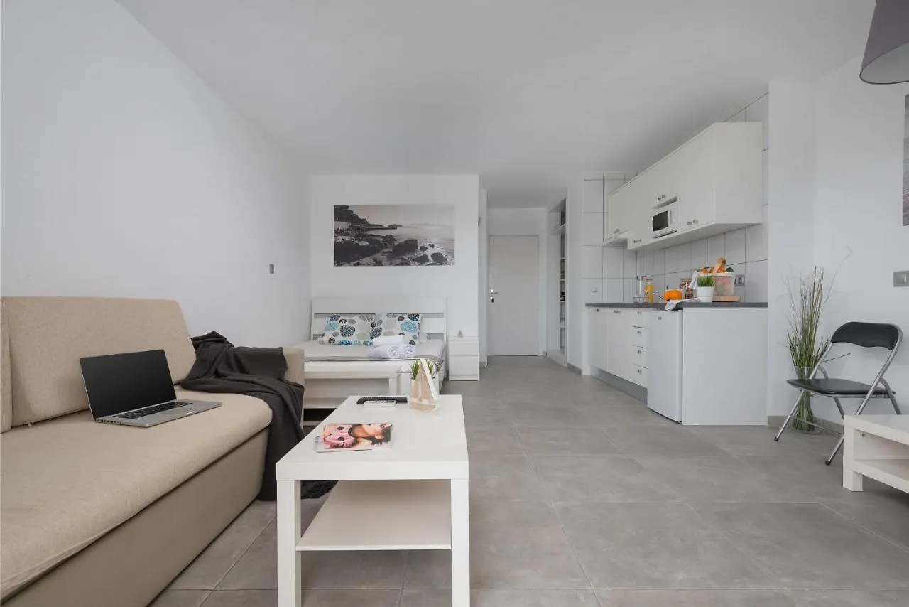 Nice Studio In Siesta 2 In Puerto Alcudia 5 Διαμέρισμα 0*, Αλκούδια